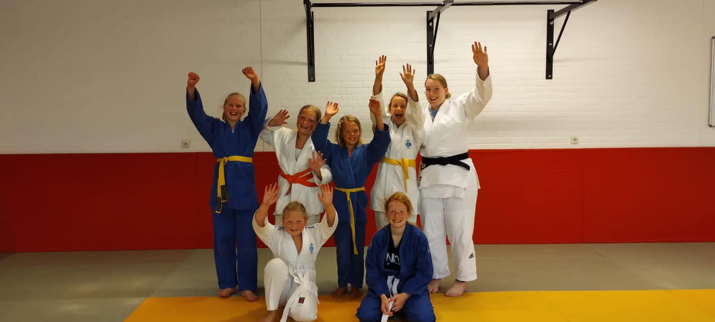 Meidenavond in de dojo
