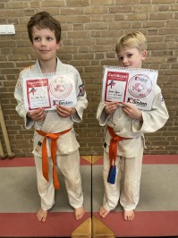 Lars en Jasper allebei 850 punten diploma.